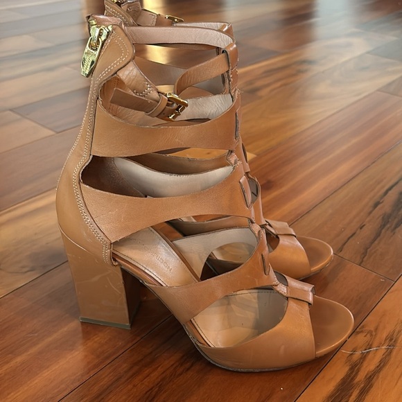 Sigerson Morrison caged heels - Picture 3 of 13